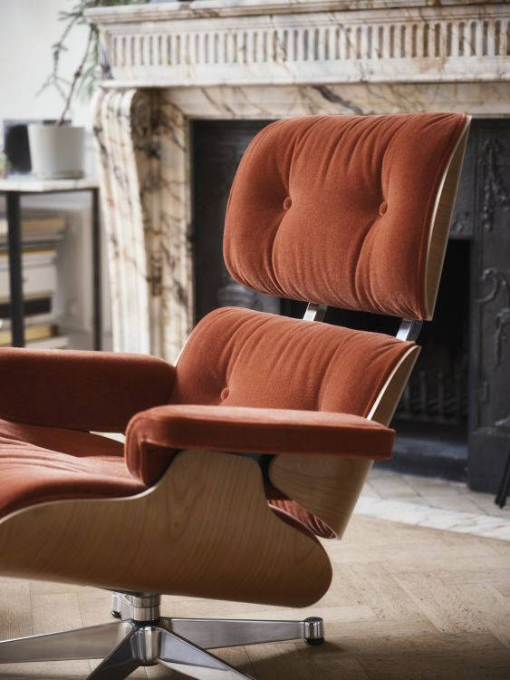 Eames Lounge Chair